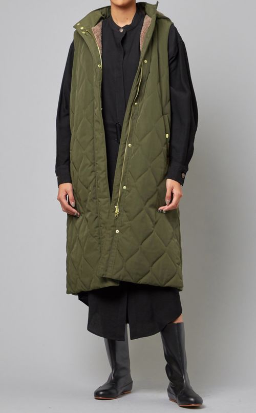 フード付キルトロングベスト