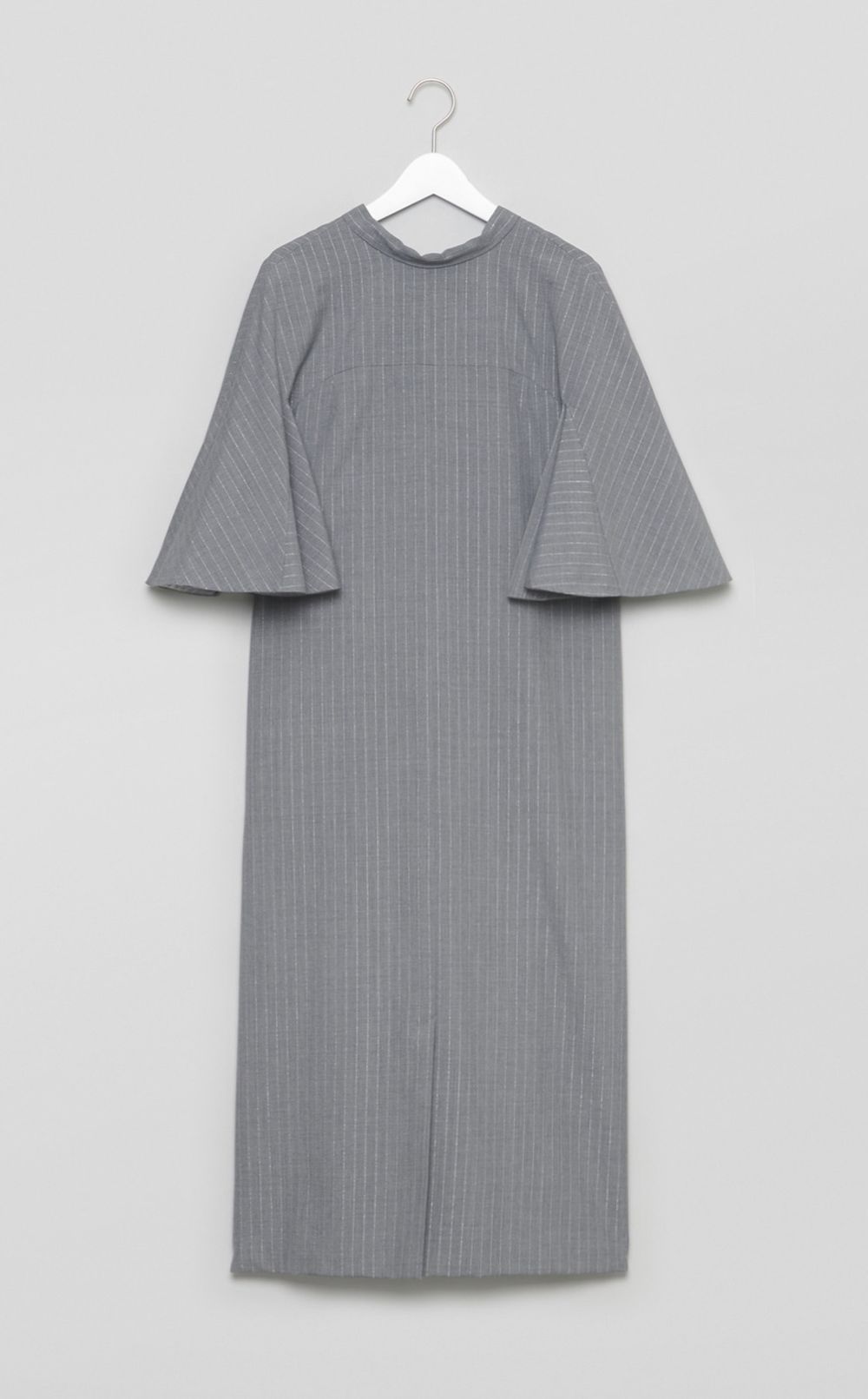 ラメストライプフレアスリーブワンピース