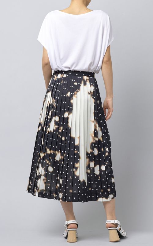 ドットプリントプリーツスカート