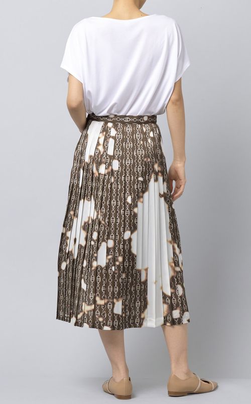 チェーンプリントプリーツスカート
