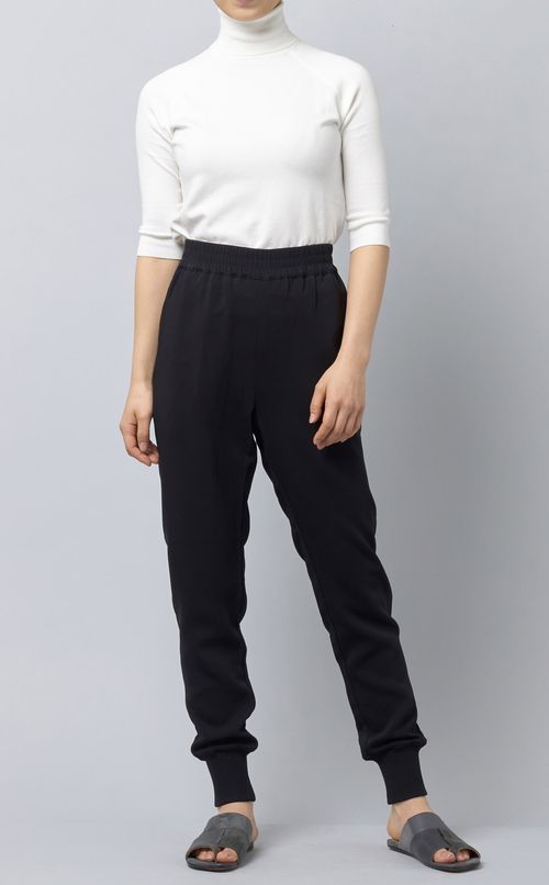 ストレッチジョガーパンツ