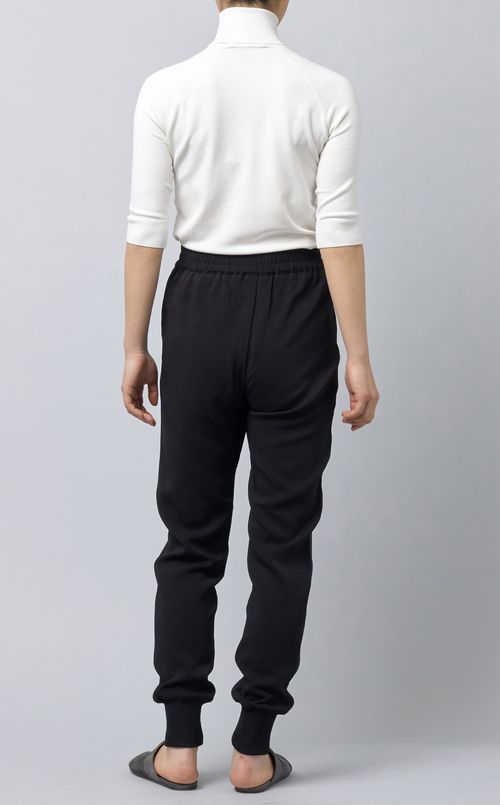 ストレッチジョガーパンツ