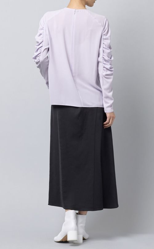 ギャザードレーププルオーバー