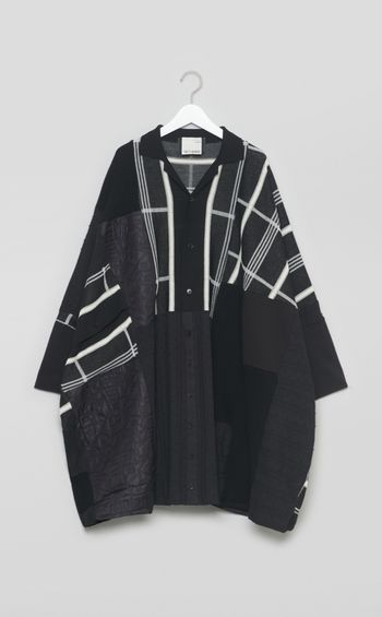 【roop】ブラックファブリックパッチワンピース