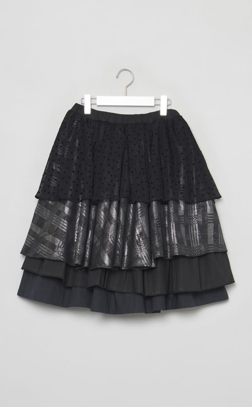 【roop】ギャザー4段スカート