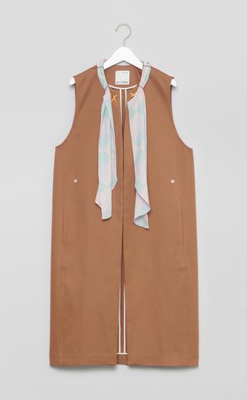 【roop】Adapt スリーブレスコート