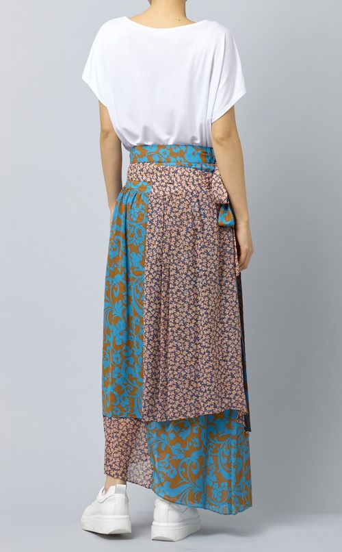 フラワープリントラップスカート