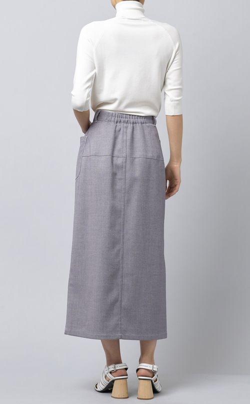 フロントスリットタイトスカート