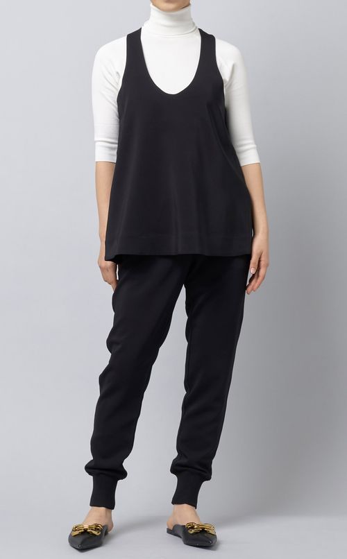 Uネックフレアタンクトップ