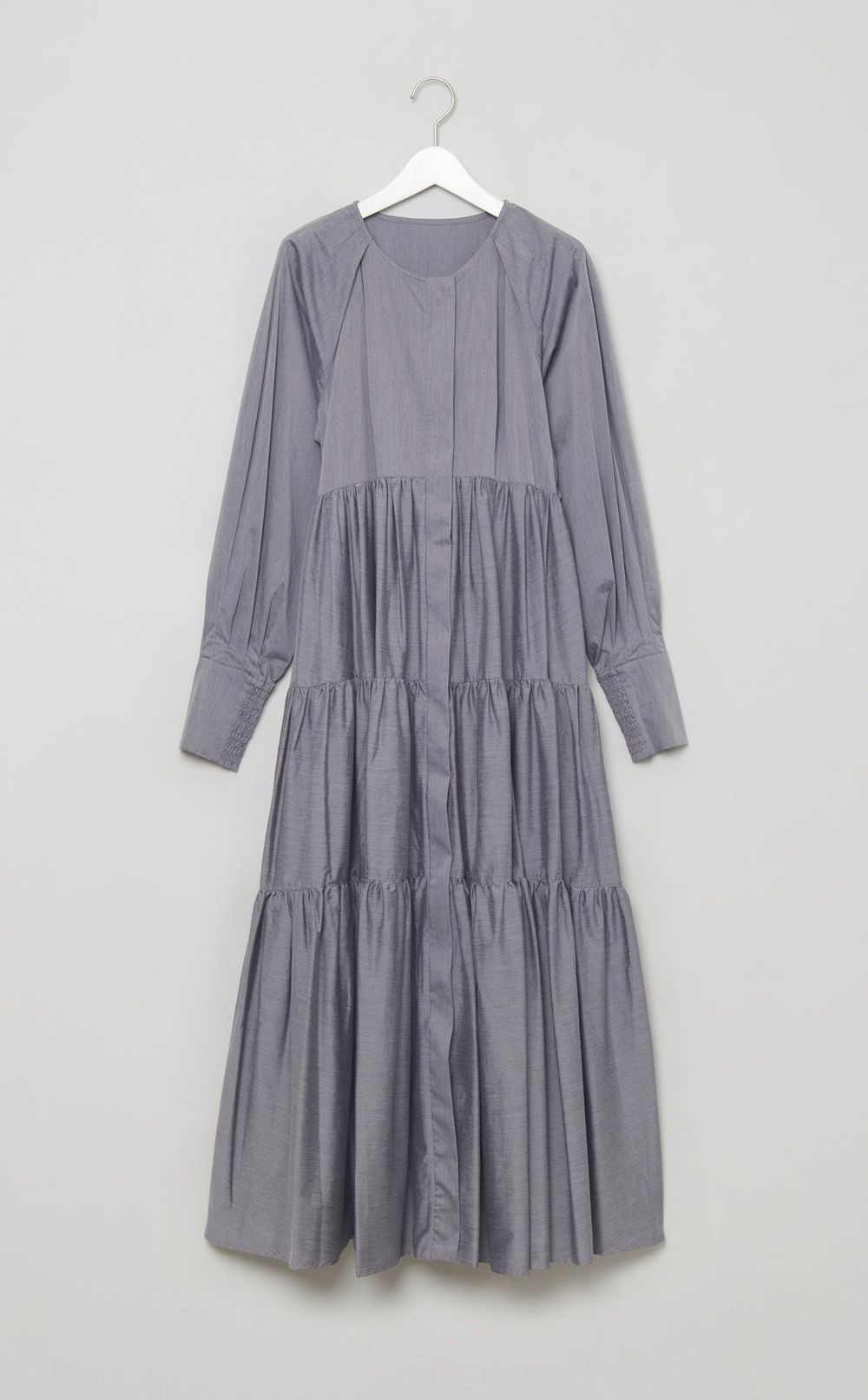 ギャザーティアードロングワンピース