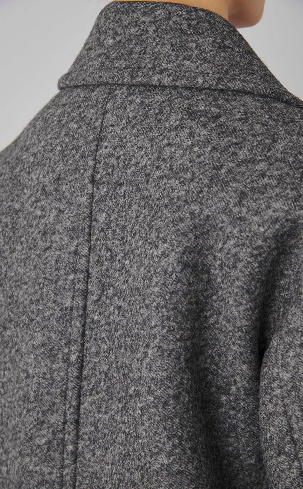 ボンディングオーバーコート