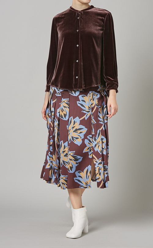 フラワープリントフレアミディスカート