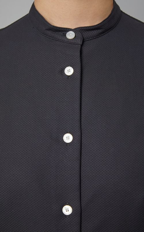 バックレースアップバンドカラーシャツ