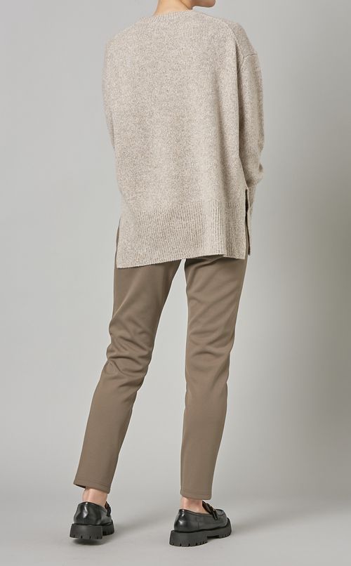 サイドスリットニットプルオーバー