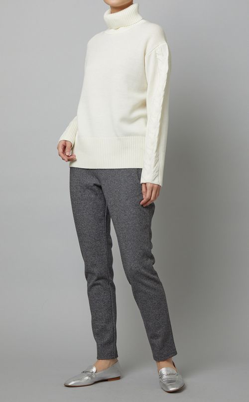 ストレッチスリムパンツ