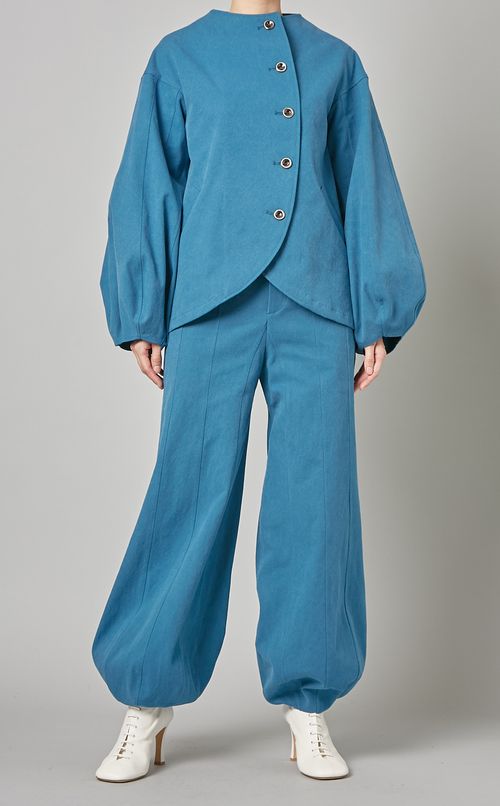 ノーカラーパフジャケット