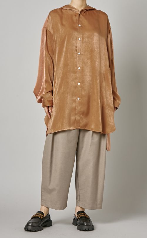 フロントタックテーパードパンツ