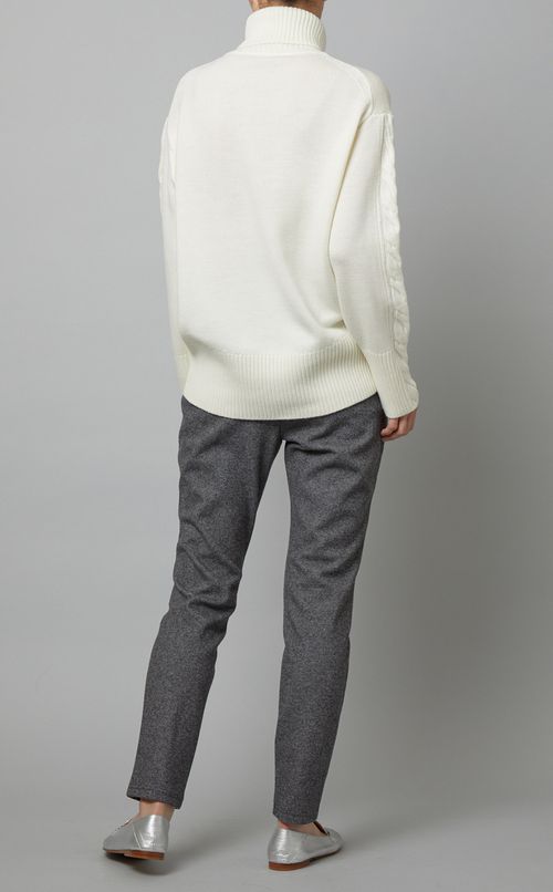 タートルネックニットプルオーバー