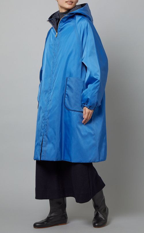 リバーシブルフードダウンコート