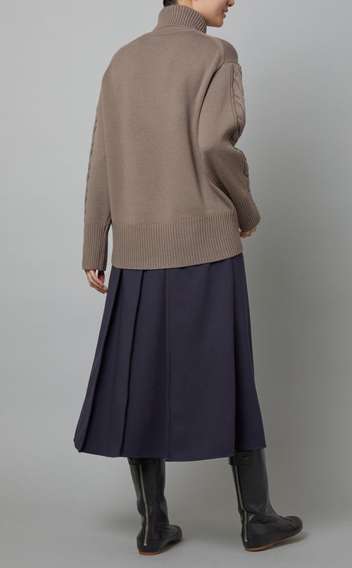 タートルネックニットプルオーバー