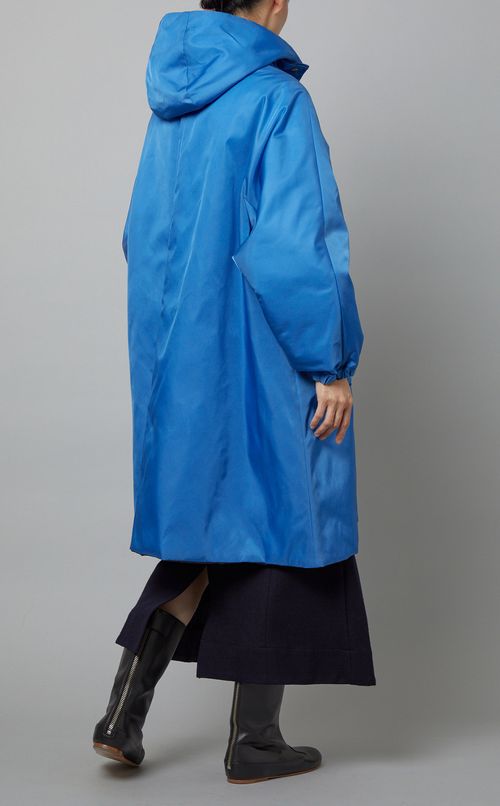 リバーシブルフードダウンコート