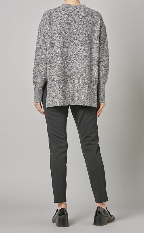 サイドスリットニットプルオーバー