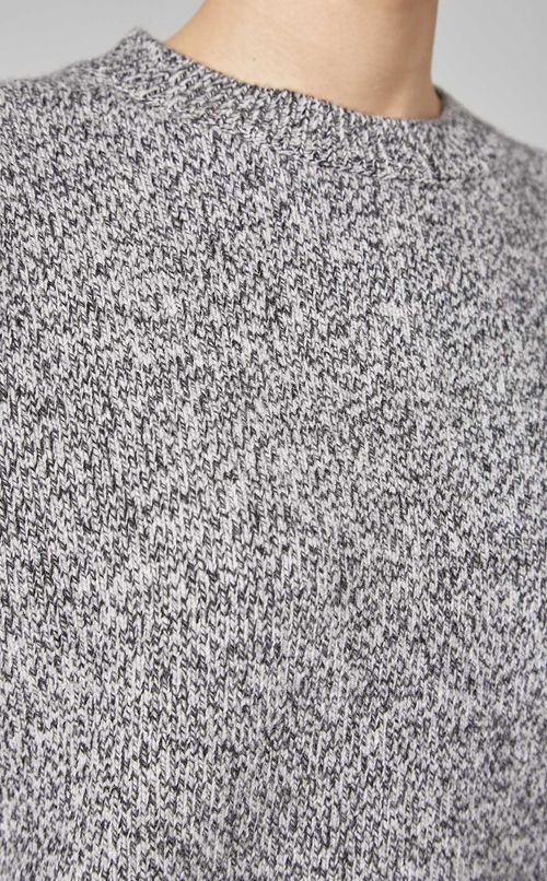 サイドスリットニットプルオーバー