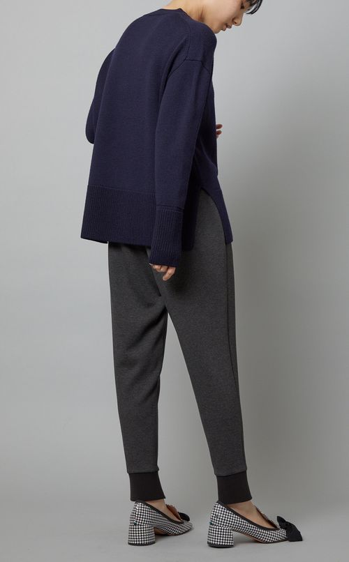 クルーネックニットプルオーバー