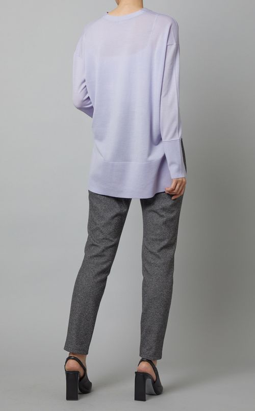 Vネックウールニットプルオーバー