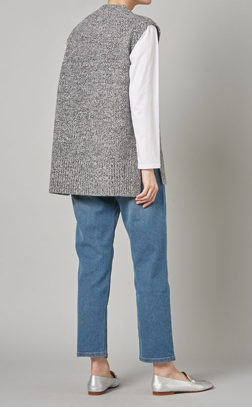 サイドスリットニットベスト