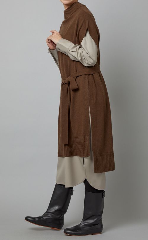ベルト付ウールニットベスト