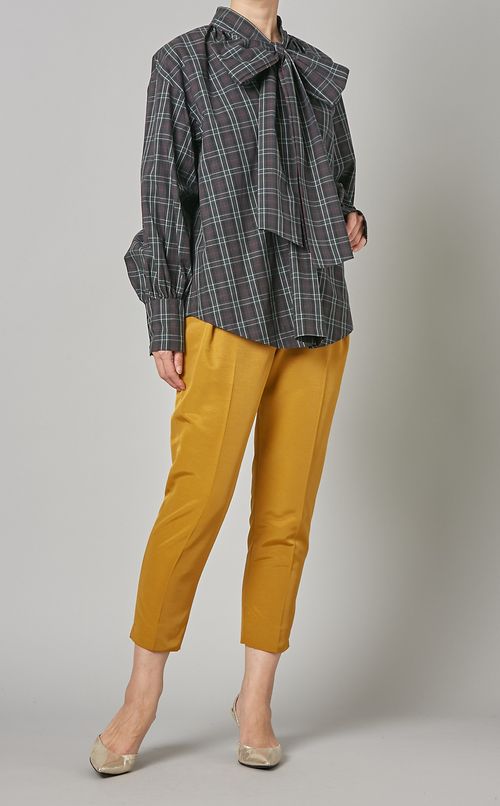 タイプライターボウタイブラウス