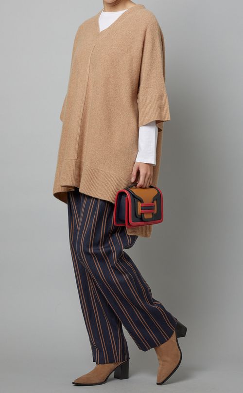 ウールVネックオーバーサイズニット