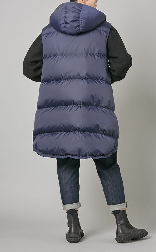 リバーシブルフーデッドダウンジレ