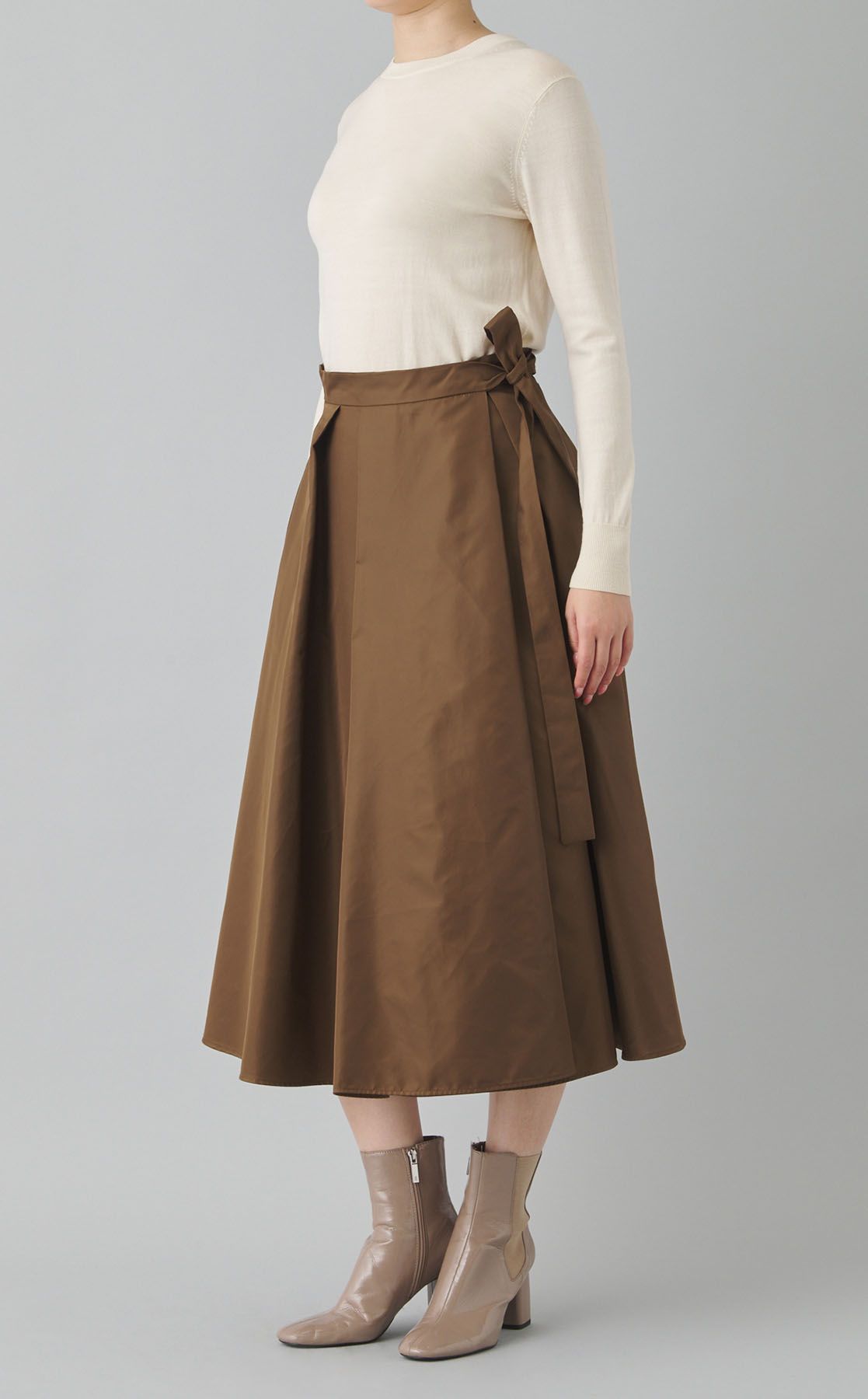 Weekend Max Mara｜タフタワイドプリーツラップスカート