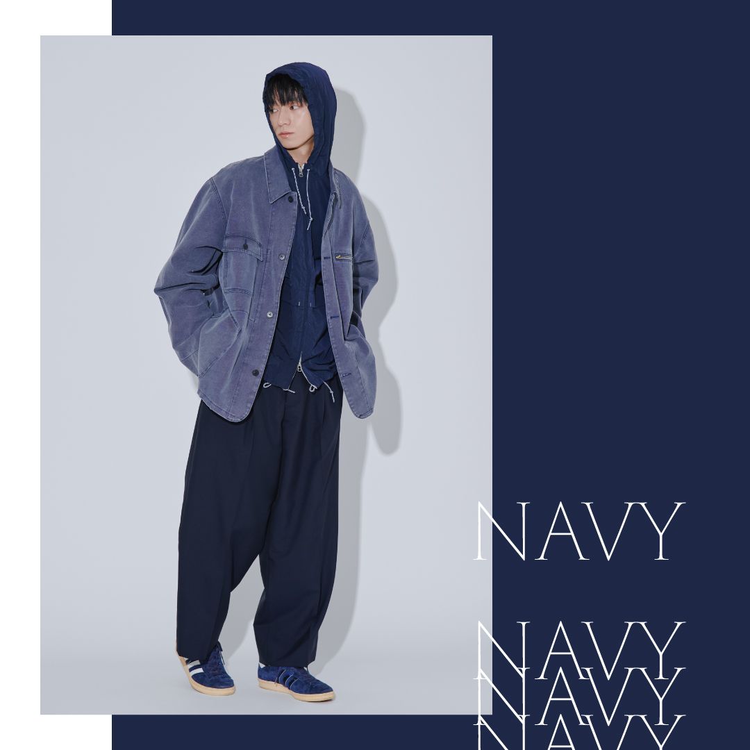 ネイビーのワントーンコーデ