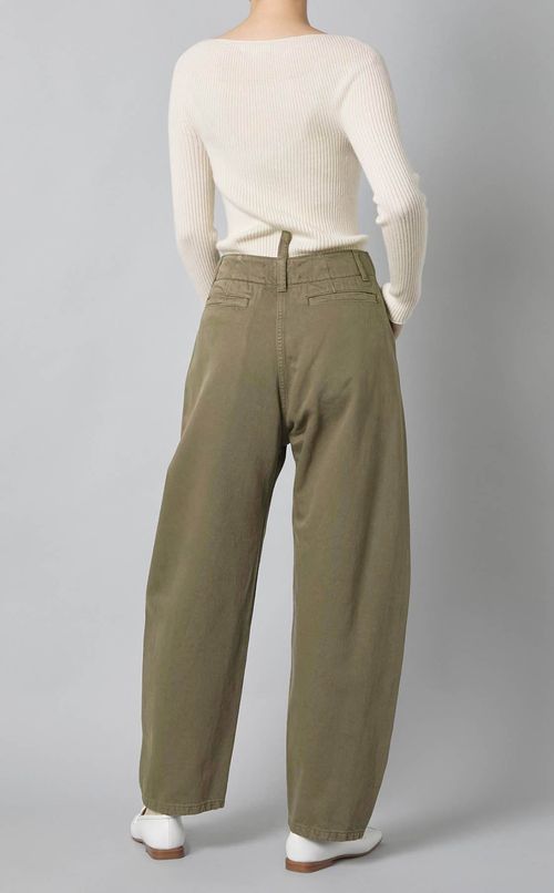 ラウンドレッグツイストシームパンツ