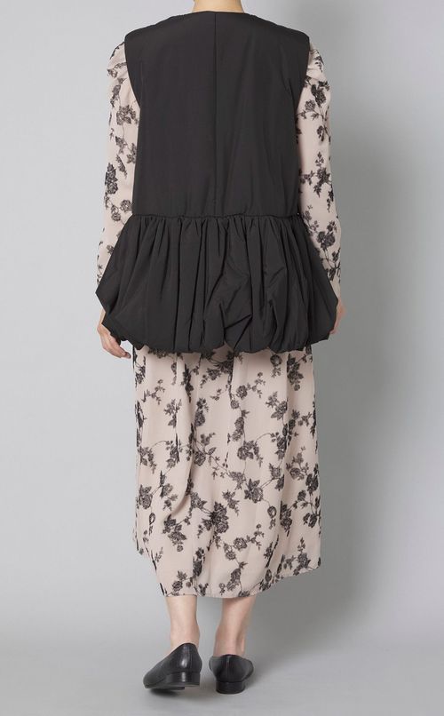 ペプラムパフベスト