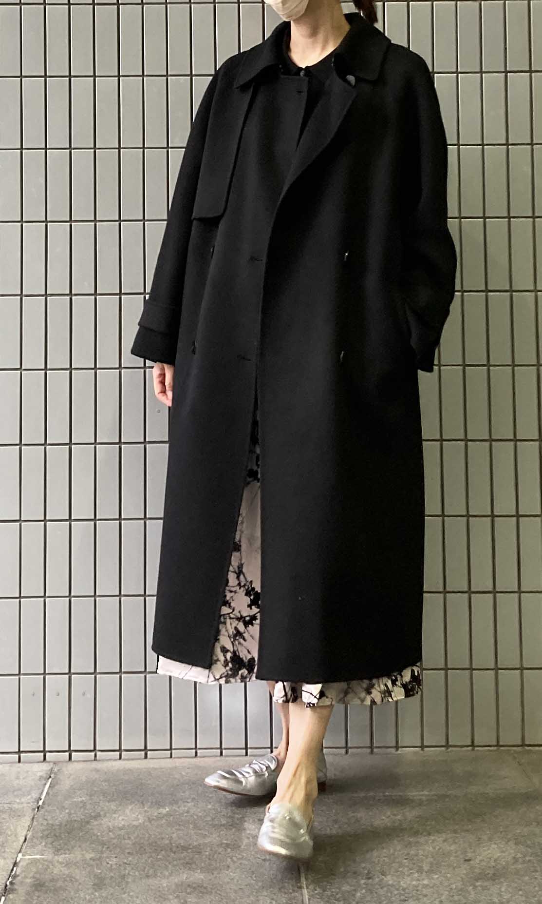 セオリー黒のロングコート 売約済美品セオリーリュクス LIFT LEILA