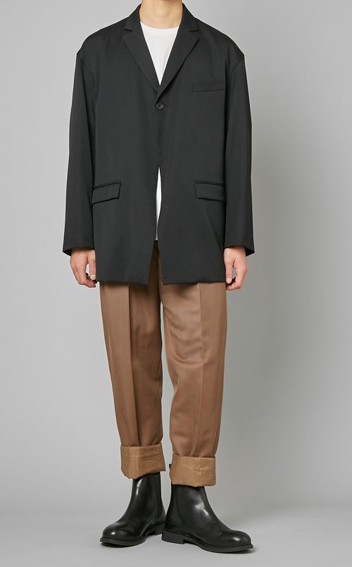 ツータックテーパードパンツ