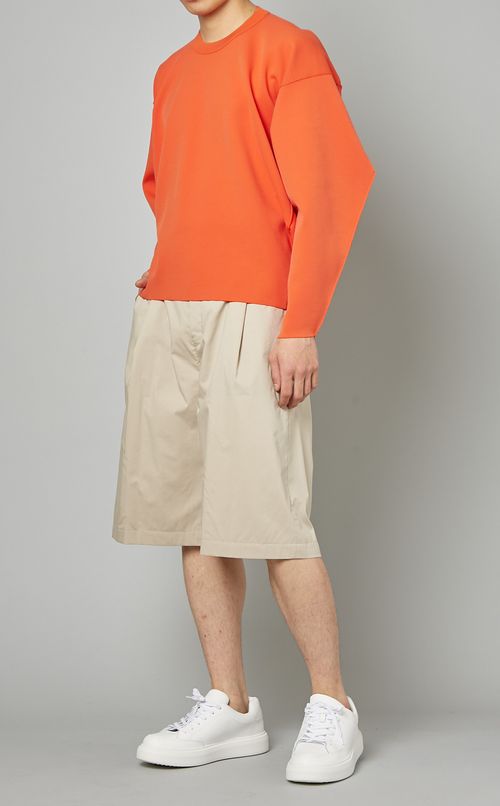 オーバーサイズラウンドネックニット