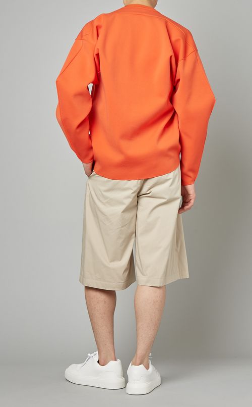 オーバーサイズラウンドネックニット