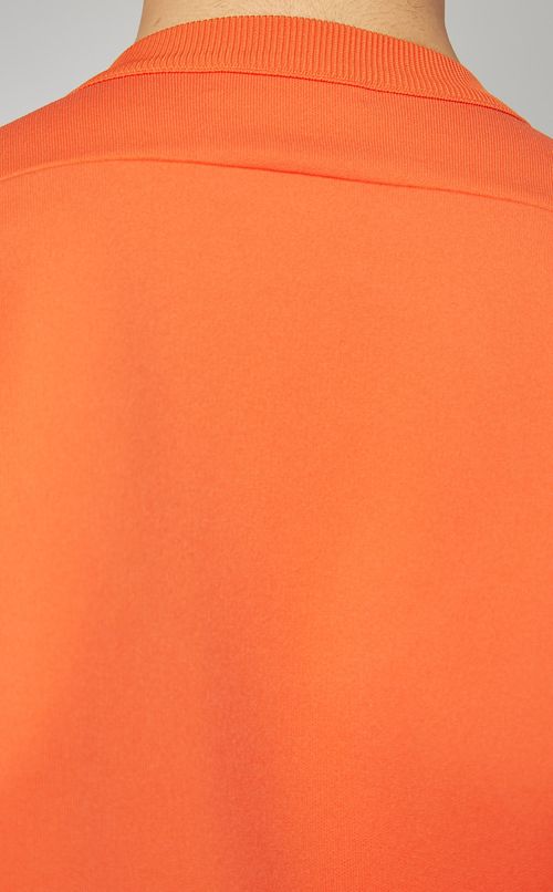 オーバーサイズラウンドネックニット