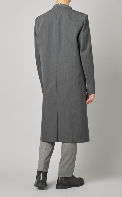 ノーカラーロングコート