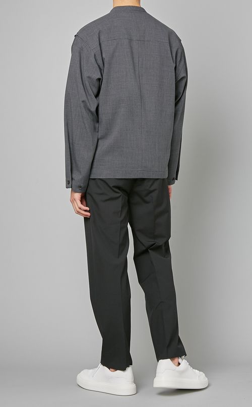 ノーカラーショートブルゾン