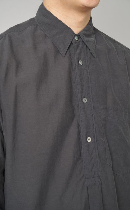 レイヤードネックシャツ