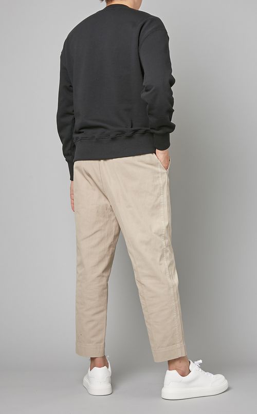 エンボスロゴスウェット