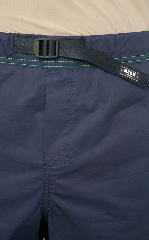 ステッチロゴショーツ