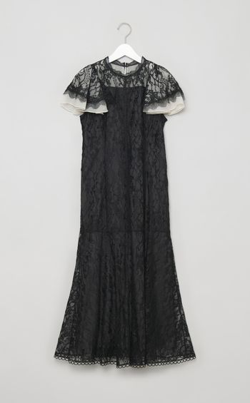 フレアスリーブレースワンピース