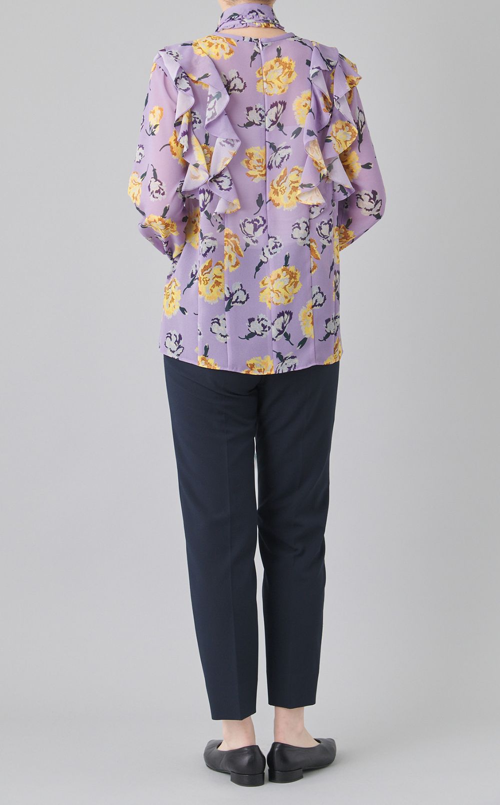 フラワープリントボウタイブラウス